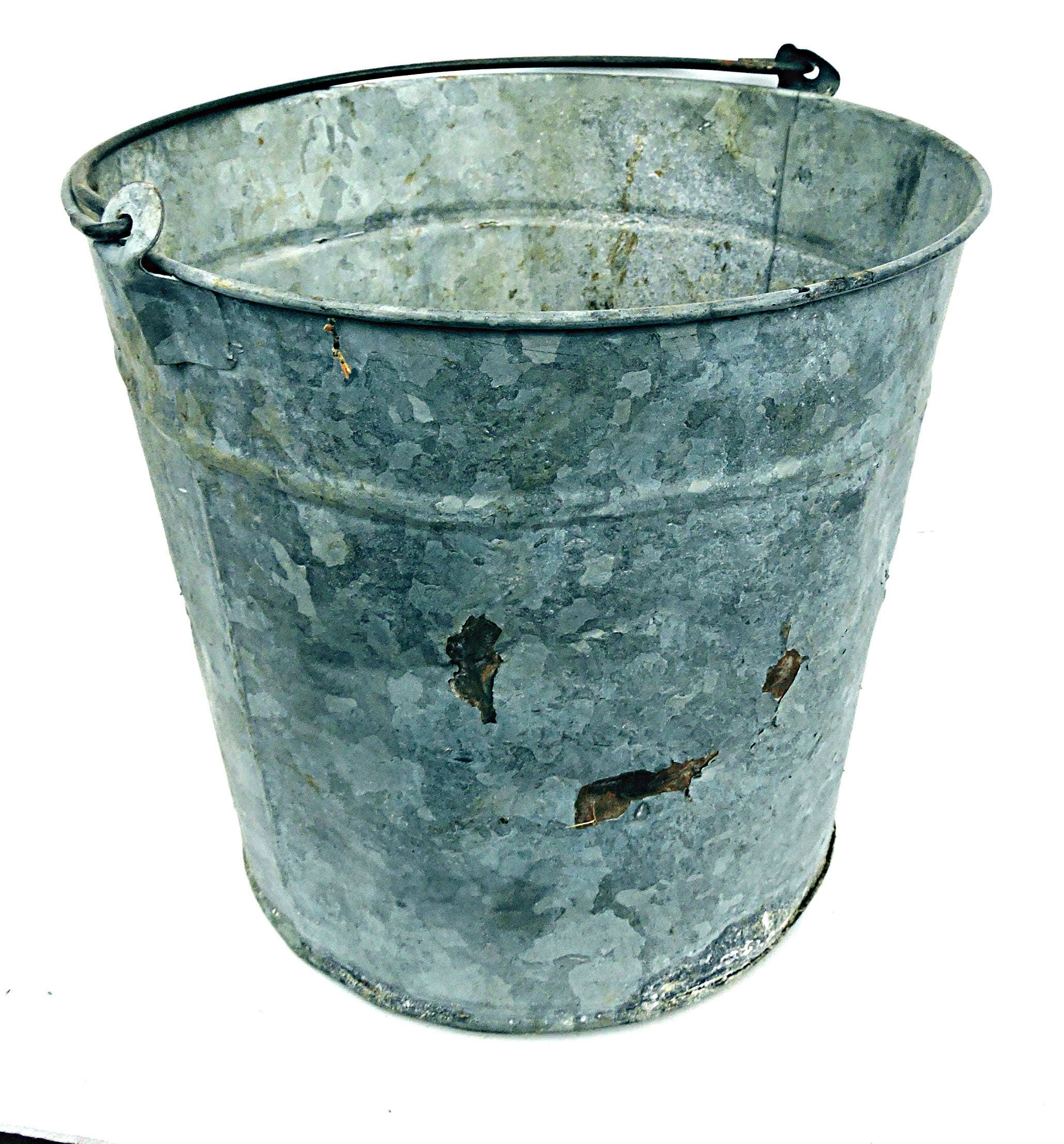 Large Galvanized Bucket Rustic Rusty Farmhouse Galvanized Pail Etsy