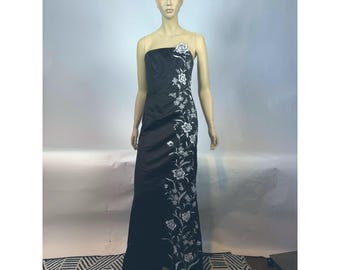 Elegant Jovani Black Strapless Gown With  White Floral Embroidery & Beading sz 4