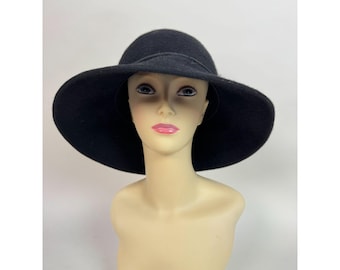 Helen Kaminski Vintage Black Wool Felt Wide Brim Hat Made in  display picture 1