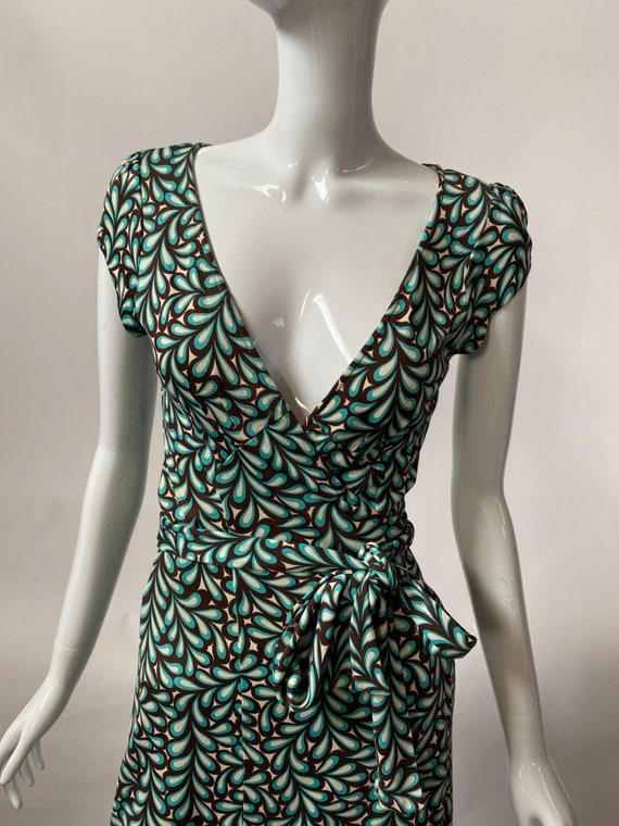 Diane von Furstenberg Vintage Wrap Dress sz 4