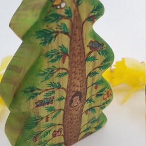 Frühlingsbaum aus Pappelholz // Waldorf Frühling Natur Tischdeko // Puppenhaus aus Holz Bild 7