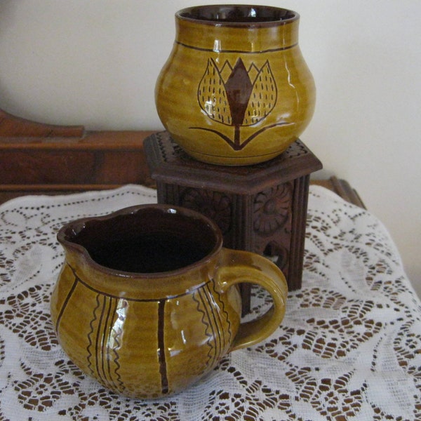 Wells Pottery England, Creamer and Sugar, Geoffrey and Olive Barfoot, Redware, Slipware, 1970's