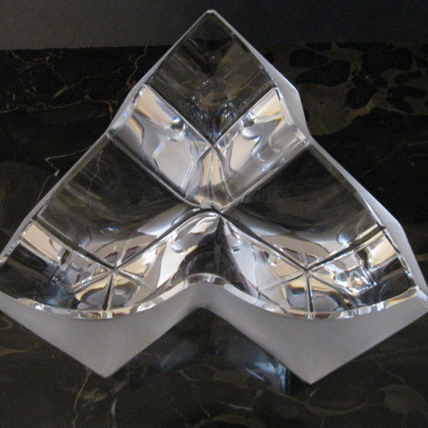 Francia de Daum, claro plato del cubo de cristal, pesados, tres secciones