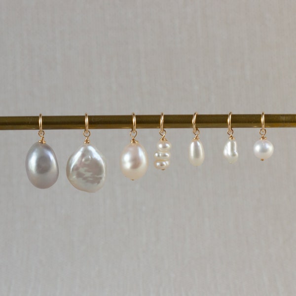 Perlenanhänger für Ketten und Creolen, Kettenanhänger mit Perlen, Anhänger mit Keshi Perle, Barockperle Anhänger, kleines Geschenk Frau