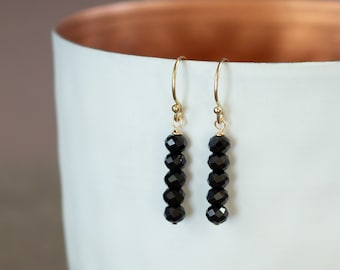 Small earrings with black stones, minimalist gemstone earrings in black, hanging earrings with onyx, Mother's Day gift earrings