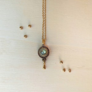 Gold minimal necklace , Brass layer necklace , Dainty crystal choker , Boho chic minimal jewelry