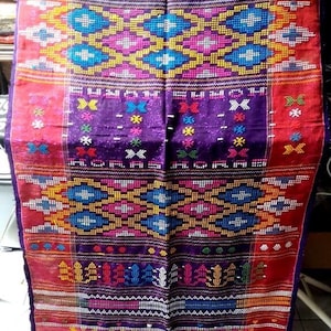 Ethnic Kain Tenun Ikat Ulos Batak Sumatera Utara Traditional Woven Textile Sadum Tenun Wrap/Bed Table Runner/Wall Hanging/ fabric cloth