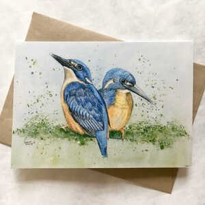 Azure Kingfishers - Tarjeta de felicitación de arte de vida silvestre australiana. Pequeño pájaro australiano. azul naranja verde. Ilustración de pintura y lápiz