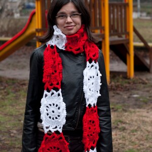 Flor amarillo azul chal bufanda crochet hecho a mano  Etsy