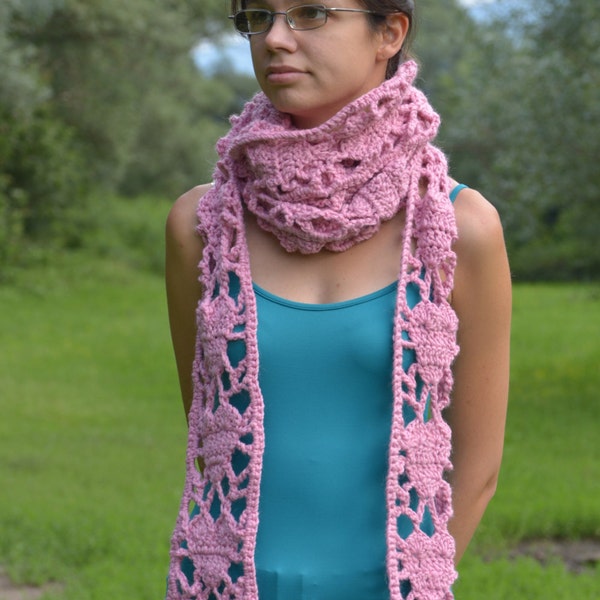 Pink Hearts Foulard Merino Crochet Fait Main