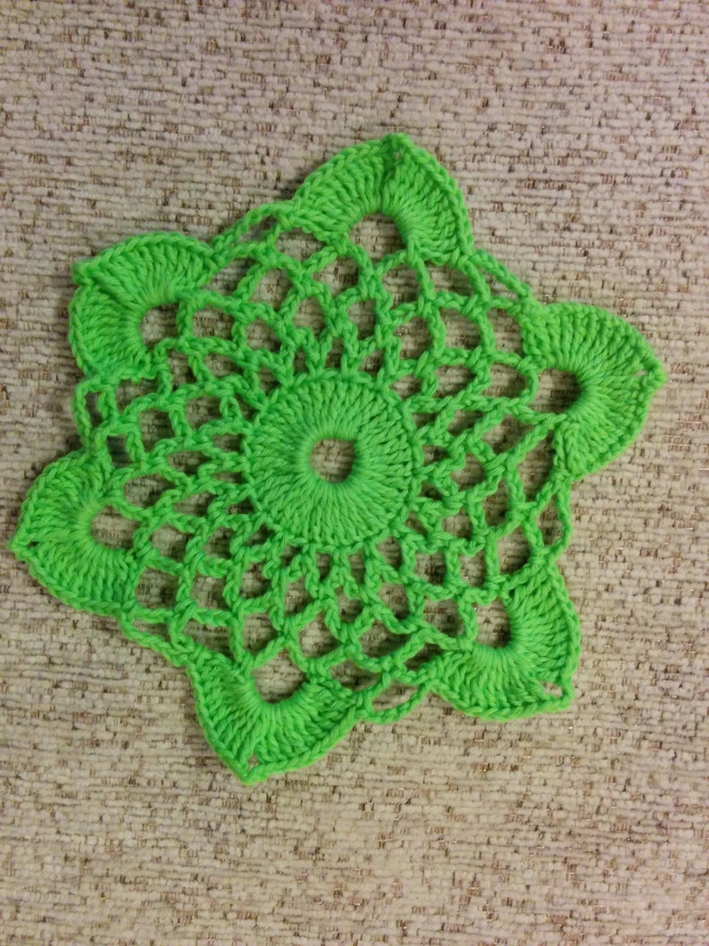 Small lace round oval green table doily napkin cover placemat centerpiece image 1