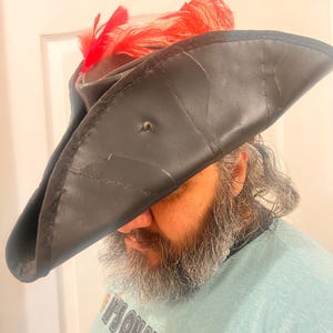 Sombrero pirata tricornio| Cuero genuino hecho a mano y cosido a mano | Cosplay, Pirata, Traje Medieval