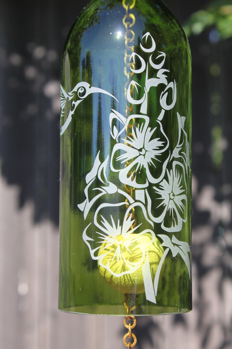 Wind Chimes Home Living Hummingbird Hollyhock Wine Bottle Windchime Glass Garden Art Rememberance Windcatcher Outdoor Wine Decor Upcycle Flower Grow Retirement
