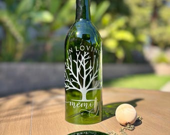 Botella de vino reciclada con carillón de viento "En memoria amorosa"