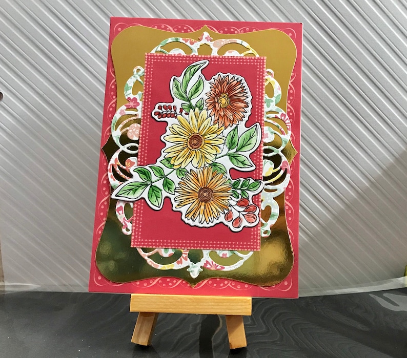 Daises with red and gold perfect for any occasion Just add a Sentiment