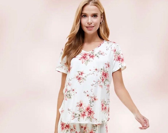 Loungewear set for Woman’s floral pajamas