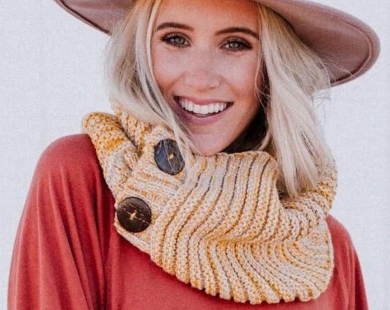 Chunky Knit Button Infinity Scarf