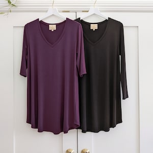 V Neck Dress / 3/4 Sleeve or Extra Long Sleeve / More Colors! / Flowy Dress / Shirttail / LBD / Purple / Green / Blue / 19th and Whimsy