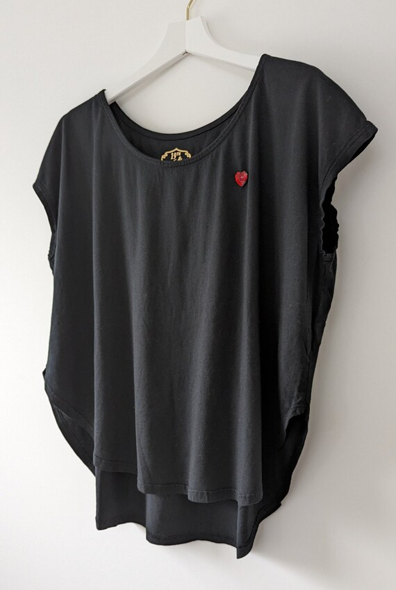 Heart Tee / One Size / Red Heart / Gold Heart / AB Crystal Heart / White / Gray / Black