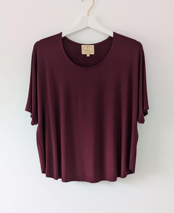 Half Sleeve Tee /  One Size / One Size Plus / More Colors!