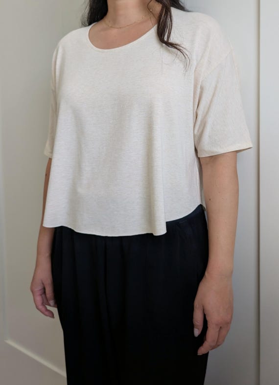 One Size Bamboo Rayon Cotton Half Sleeve Flowy Cropped Tee / More Colors!