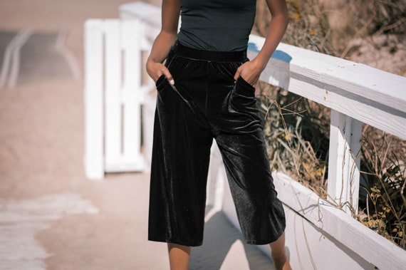 Velvet High Waist Culottes with Pockets / More Colors!