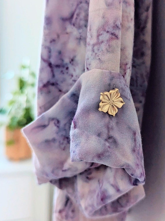 V-Neck Hand Dyed 3/4 Sleeve Shirttail Tunic Blouse w/ Gold Buttons
