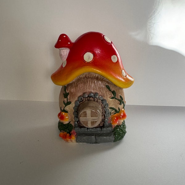 Mushroom Fairy House Geocache Container