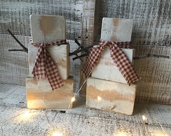 Chippy Block Snowman Made from a Recycled White Picket Fence