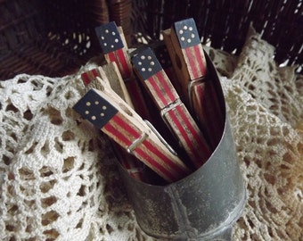 American Flag Clothespin, Primitive Patriotic Painted Clothespin, Rustic Flag Clothespin