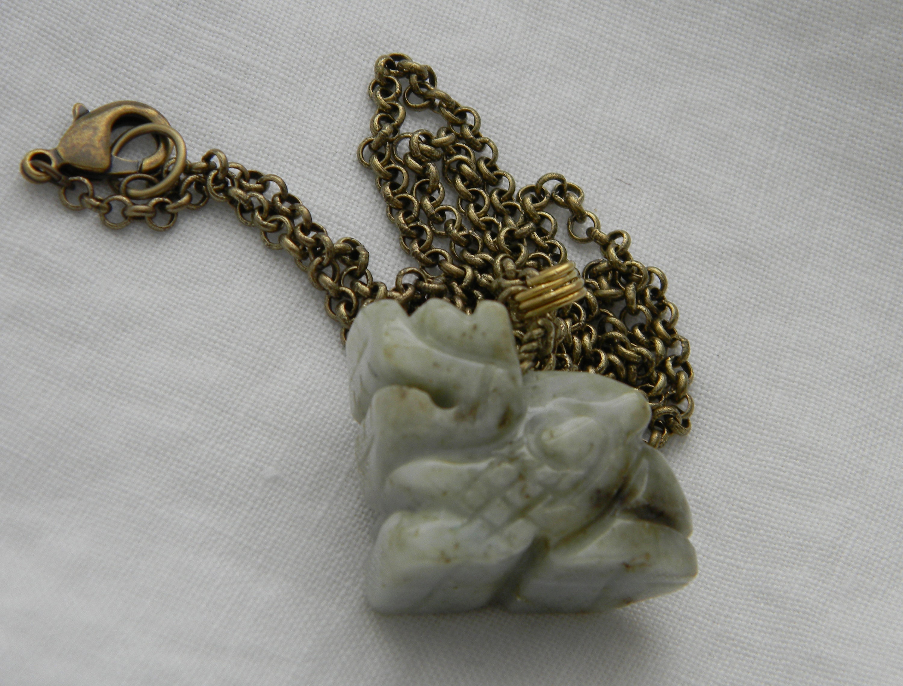 jade foo dog pendant