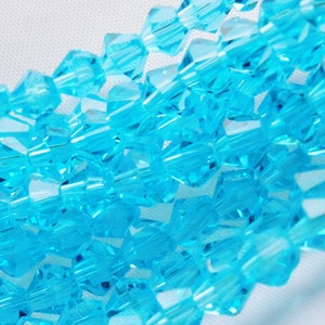 4mm Blue BICONES Beads Light AQUA Crystal Transparent Chinese Aquamarine Bohemica Lt Turquoise Diy Jewelry Making Supply APPROX 225pcs (4A1)