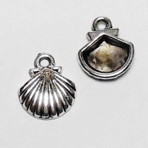 50pc+** Silver Shell Charms SMALL SCALLOPS Antique Tibetan Seashell 13mm Lead/Nickel FREE Ocean Beach Nautical Sea Diy Jewelry Making Supply