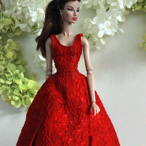 Set for Fashion Royalty dolls