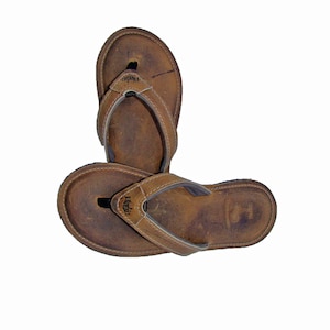 Women&#39;s deLeon Light Brown Flip Flops