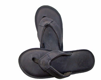 Men's deLeon Black Leather Flip Flops
