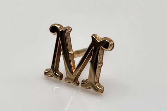 Tie Tack — Letter M Solid 14K Gold Vintage Letter… - image 2