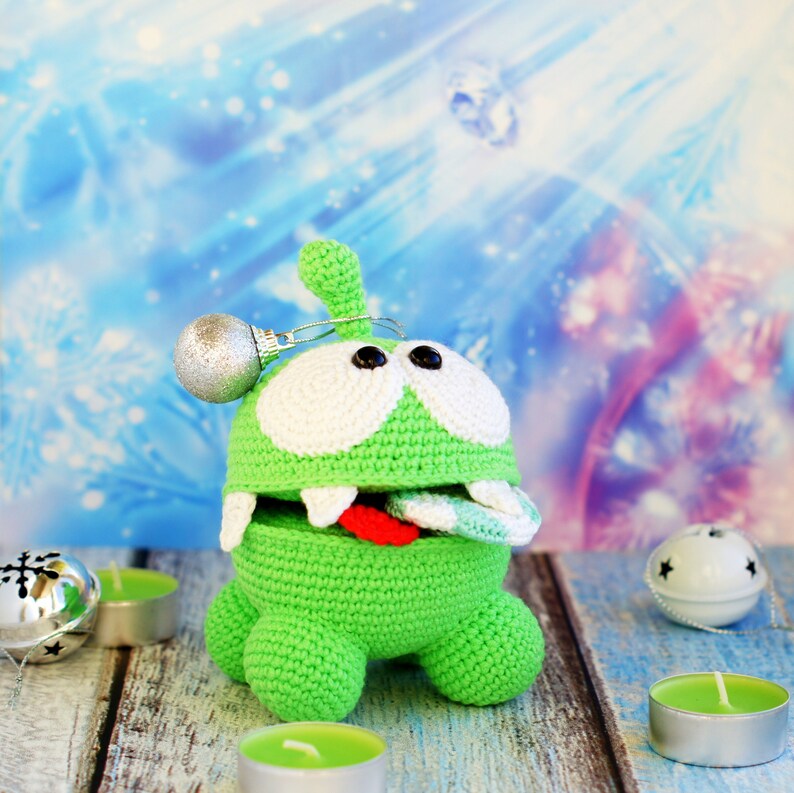 om nom soft toy