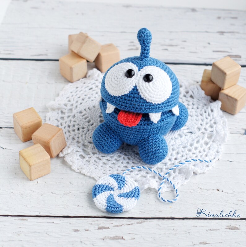 om nom soft toy
