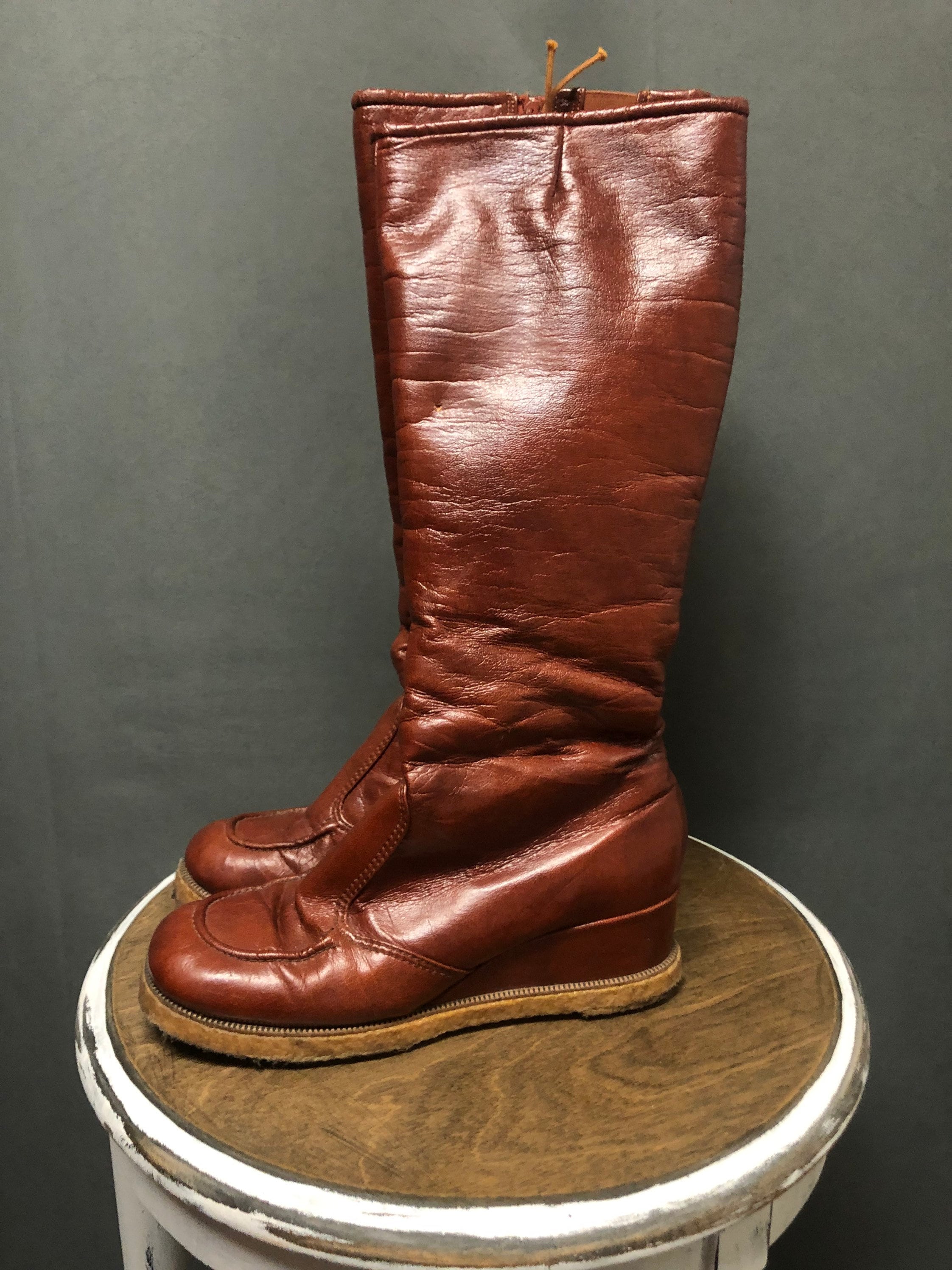 1970s snow boots