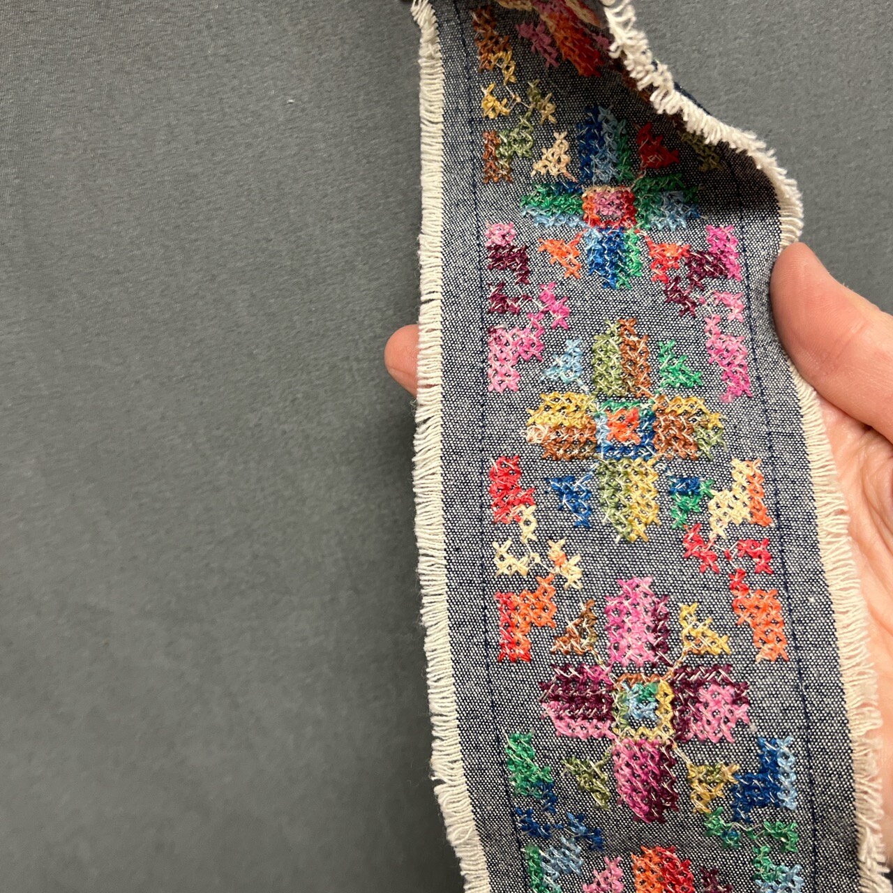 Vintage Needlework Embroidered Denim Boho Floral 1970s  display picture 3