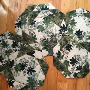 Soft Green Leaves Table-Topper and (4) Placemats