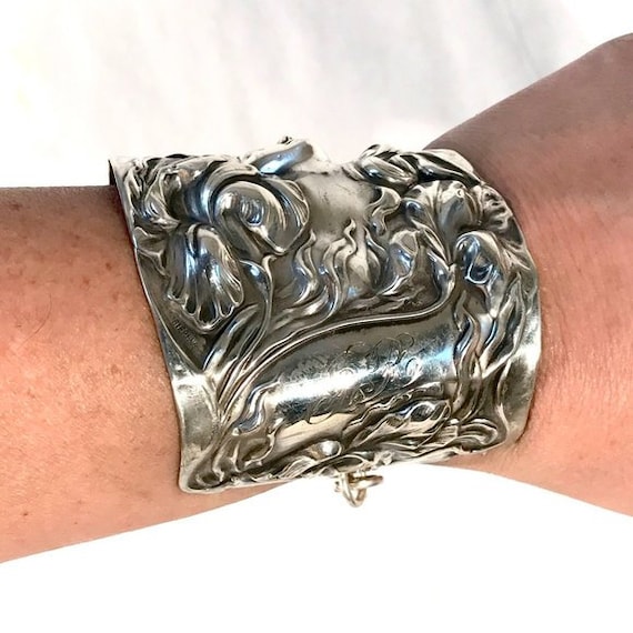 Rare **cyprus Sierrita Turquoise'' Vintage Navajo Native American Jewelry Silver Bracelet Rare **cyprus Sierrita Turquoise'' Vintage Navajo Native American Jewelry Silver Bracelet