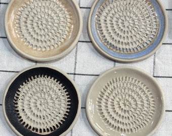 Garlic grater