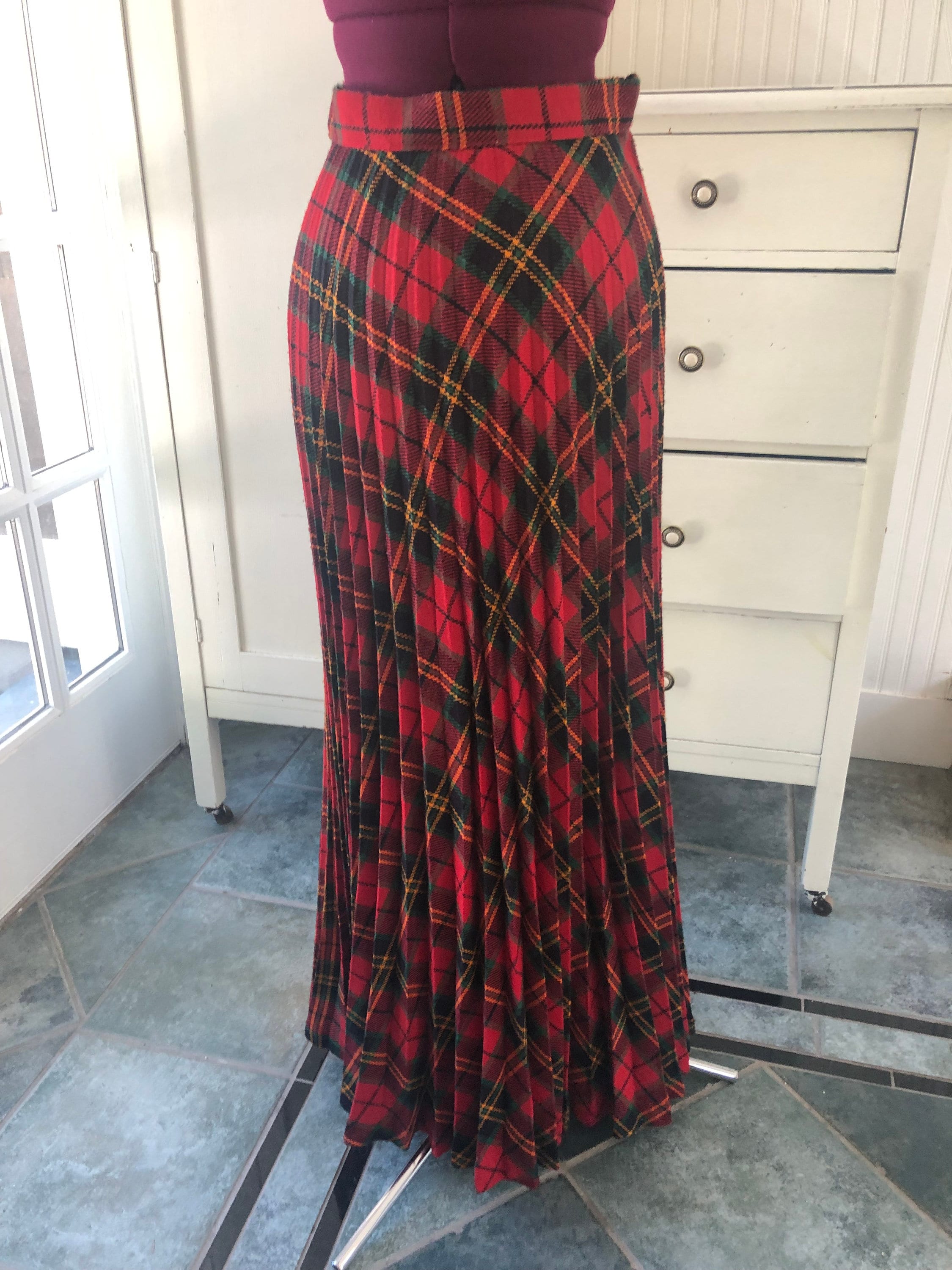 1970s 70s Red Black and Green Plaid Accordian Pleated Maxi - Etsy