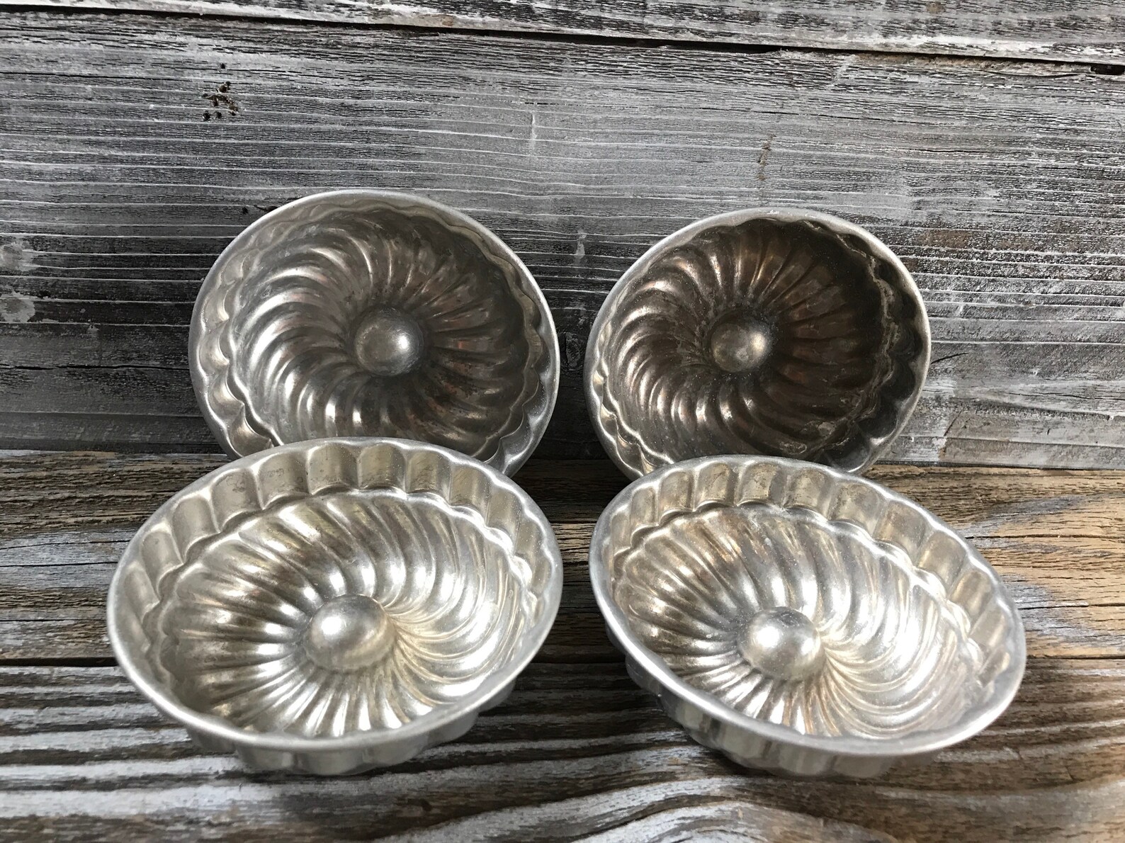 Vintage Set of 4 Mini Bundt Cake Aluminum Tins Jello Mold Etsy