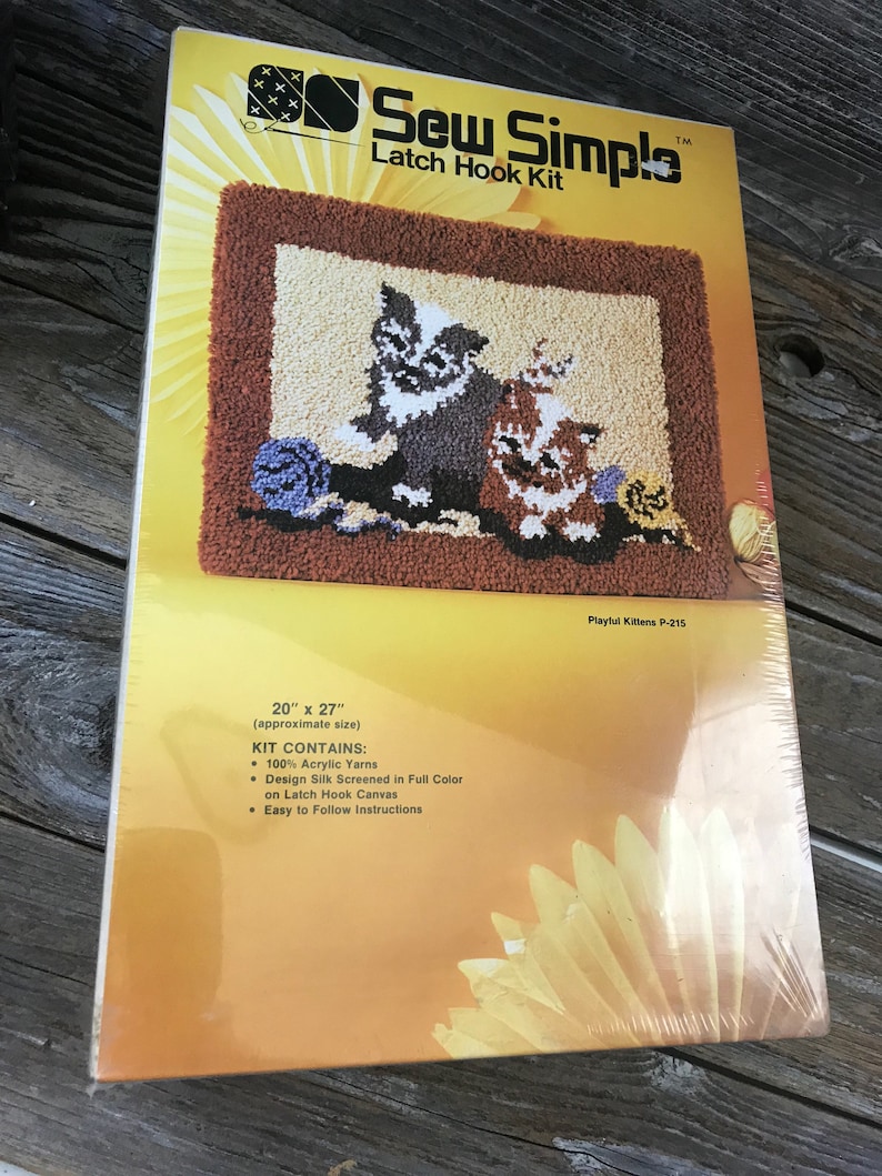 Vintage Sew Simple Latch Hook Kit PLAYFUL KITTENS Easy Follow Instructions