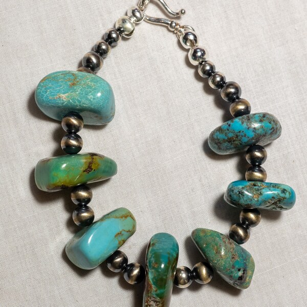 Chunky Arizona Turquoise and New Mexico Navajo Pearls Bracelet.