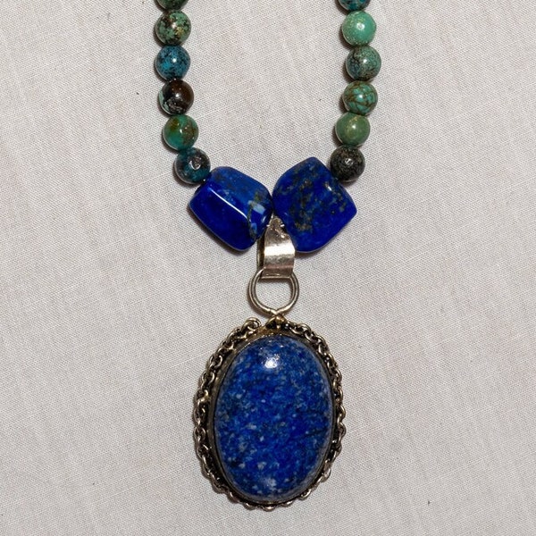 Beautiful Lapis Lazuli and Jasper Beads Pendant Necklace.