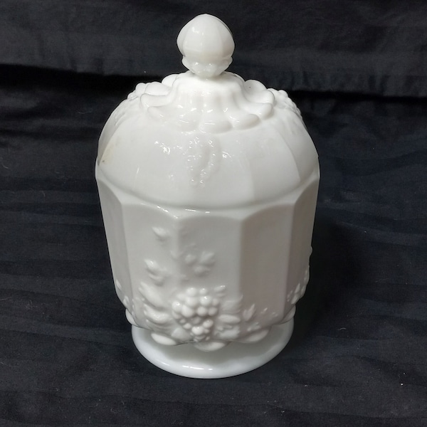 Westmoreland Milk Glass Grape Pattern Etsy